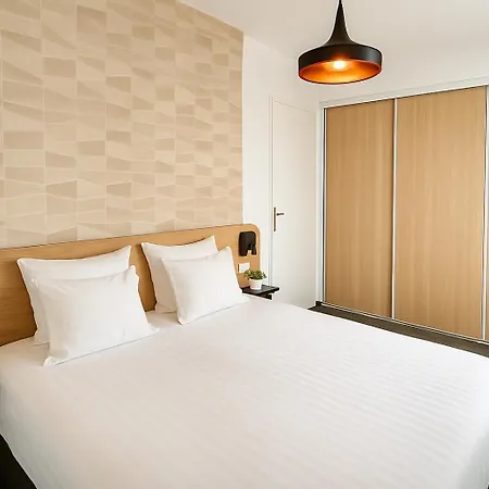 Nemea La Boetie Bordeaux Aparthotel 4*