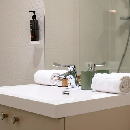Nemea La Boetie Bordeaux Aparthotel 4*