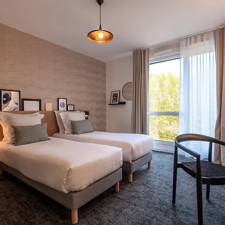 Nemea La Boetie Bordeaux 4* 페삭